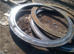 大口径标准法兰